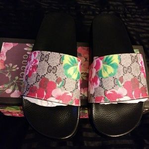 Gucci Shoes - Gucci Bloom GG slides Gucci Shoes - Gucci Bloom GG slides